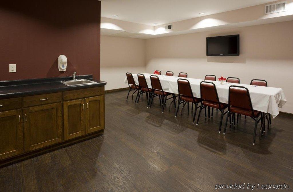 American Inn & Suites Parkers Prairie 외부 사진