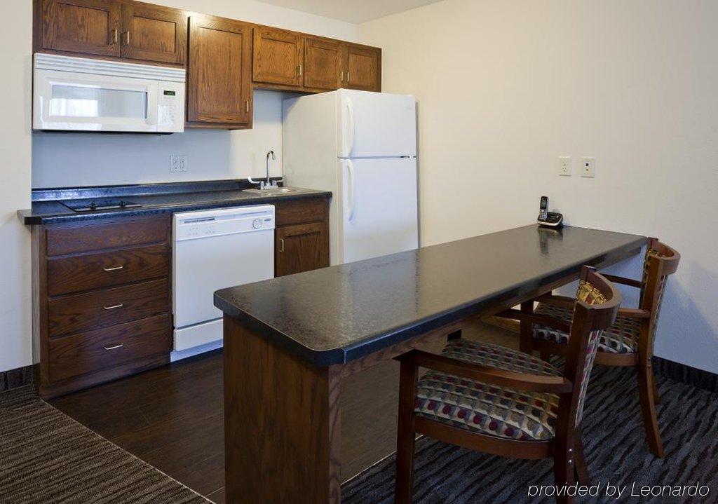 American Inn & Suites Parkers Prairie 외부 사진